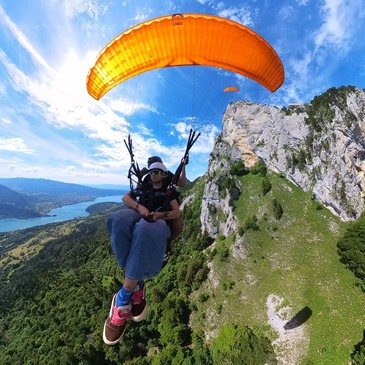 Baptême en Parapente au Col de la Forclaz - Le Lac d'Annecy