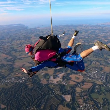 Saut en Parachute à Dinan