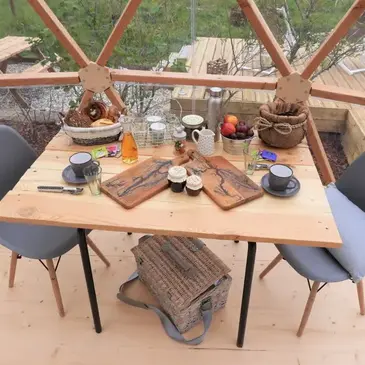 Dôme avec Spa à Bérig-Vintrange près de Metz