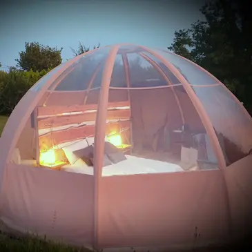 Nuit en Bulle avec Spa à Auriac-sur-Vendinelle