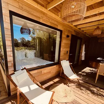 Nuit en Lodge avec Bain Nordique à Montcresson