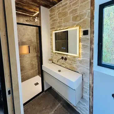 Nuit en Lodge avec Bain Nordique à Montcresson