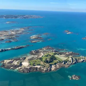 Baptême en Hélicoptère à Lannion - La Côte de Granit Rose