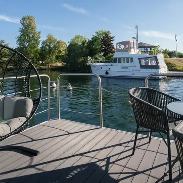 Nuit Insolite en House Boat à Verneuil-sur-Seine