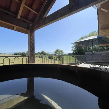 Cabane sur Pilotis avec Bain Nordique à Bernadets-Dessus