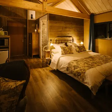 Cabane sur Pilotis avec Bain Nordique à Bernadets-Dessus