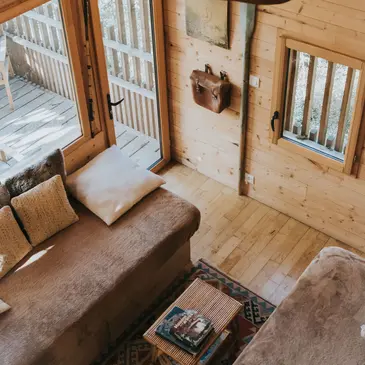 Cabane dans les Arbres avec Spa près de Lyon