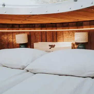 Nuit Insolite en Tonneau avec Spa à Cocumont