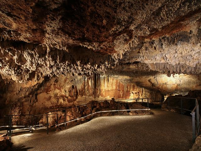 Grotte des Carbonnières