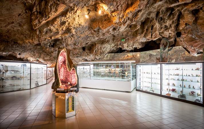 Grotte des Grandes canalettes