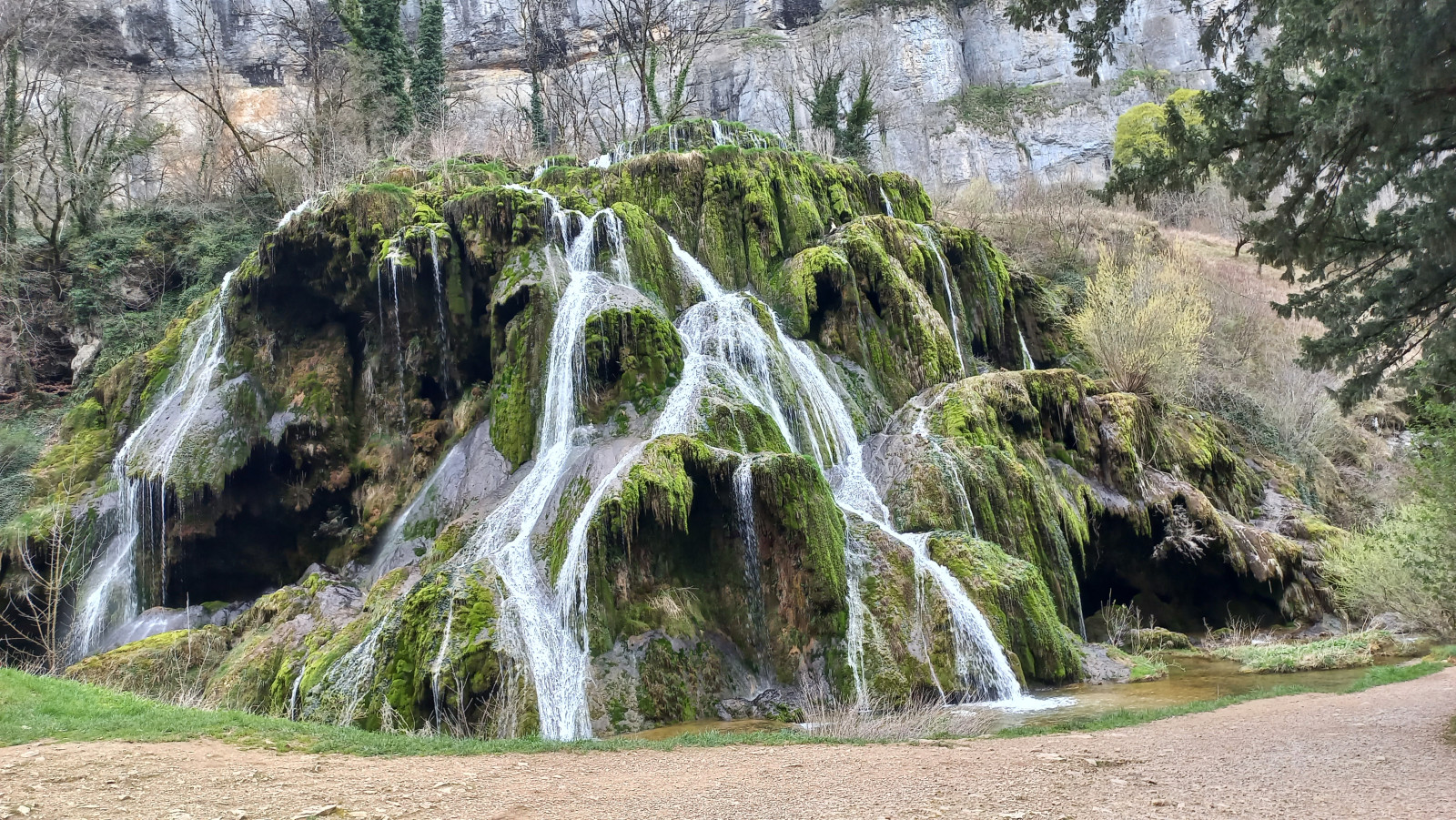 Grotte de BAUME-LES-MESSIEURS