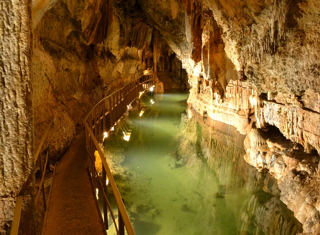 Grotte de Limousis