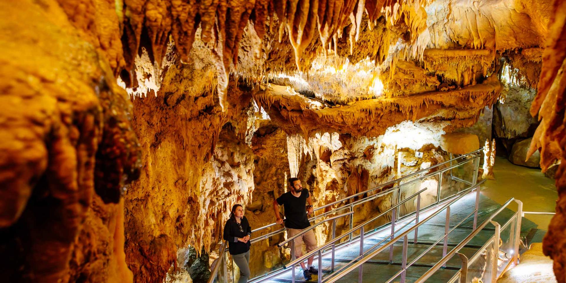 Grotte préhistorique de Villars