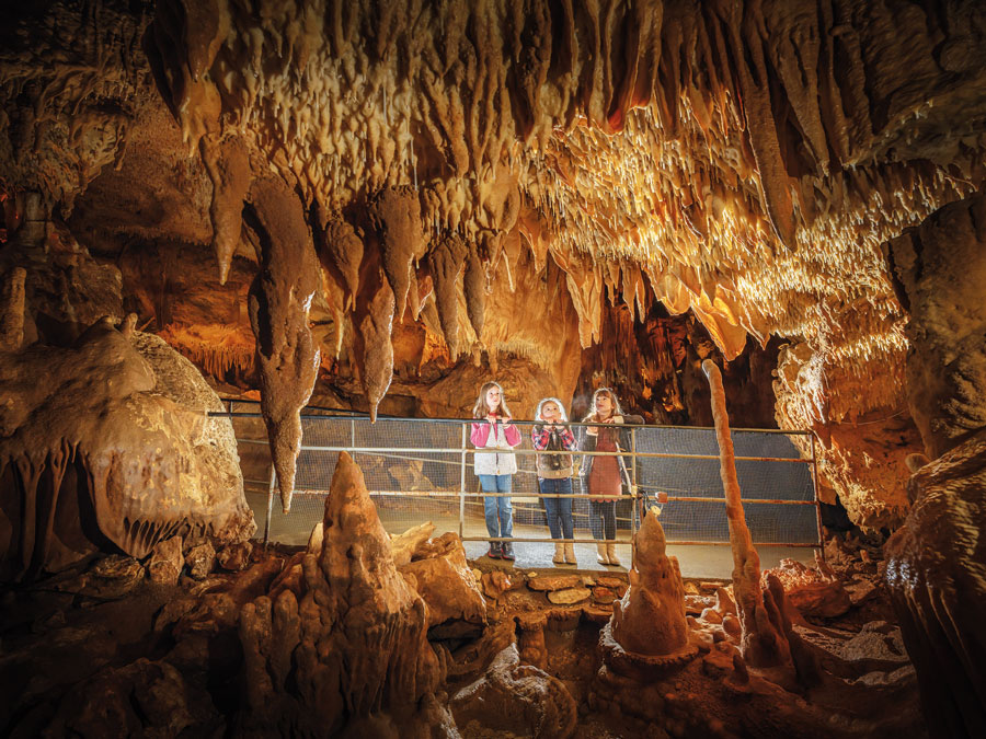 Grotte préhistorique de Villars