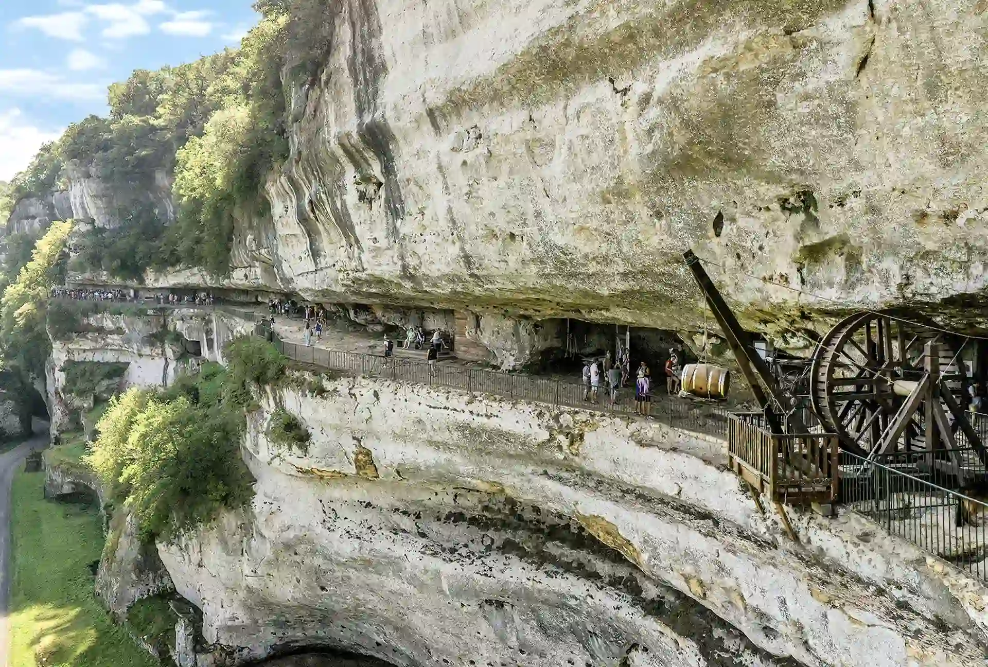 Fort et cité troglodytiques la Roque saint christophe