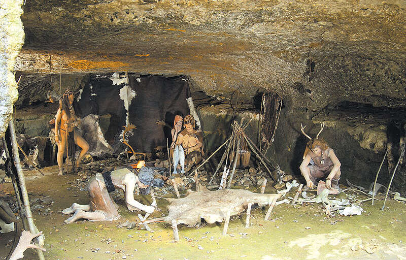 Grottes du Roc de Cazelle