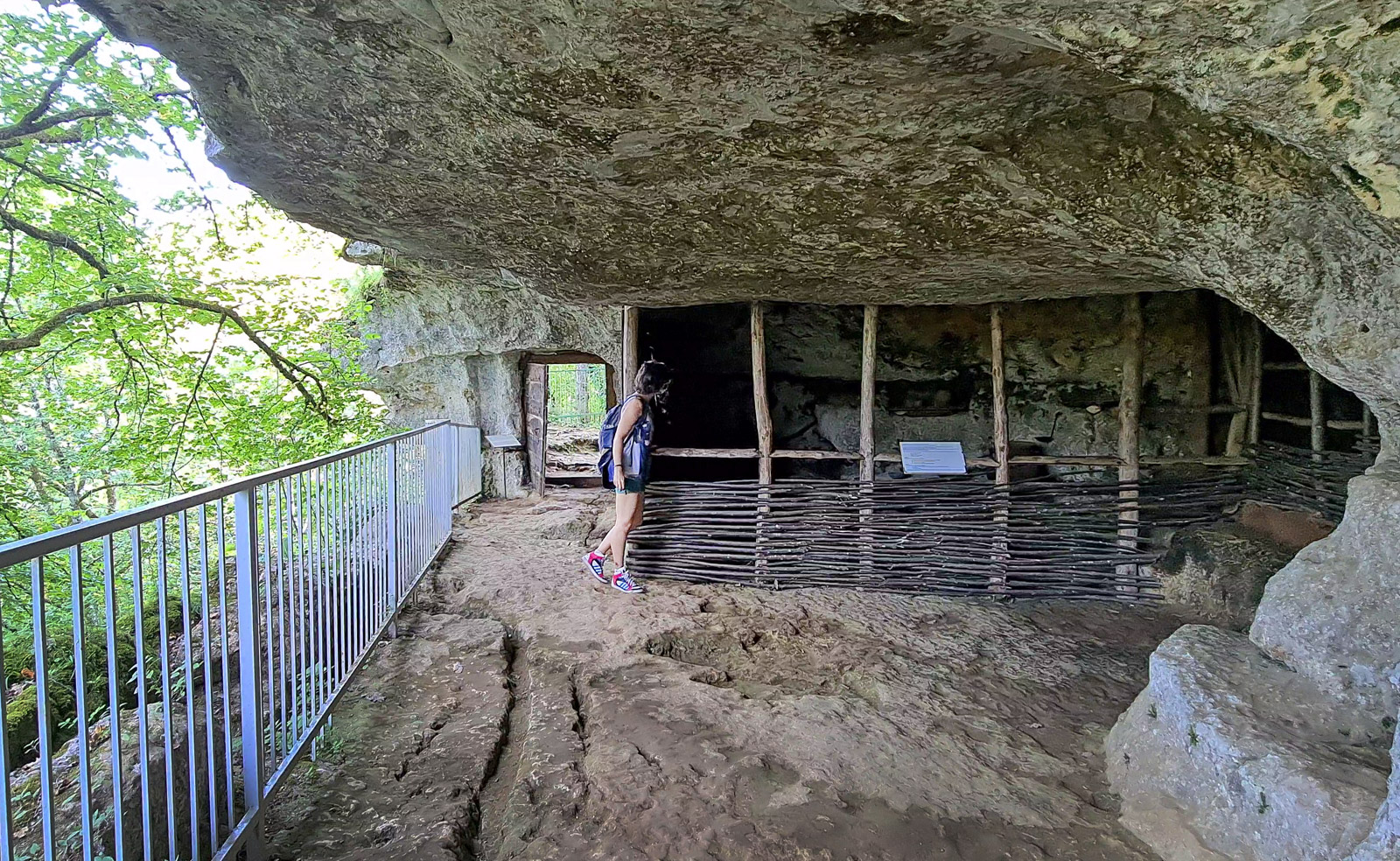 Le Conquil - Site troglodytique