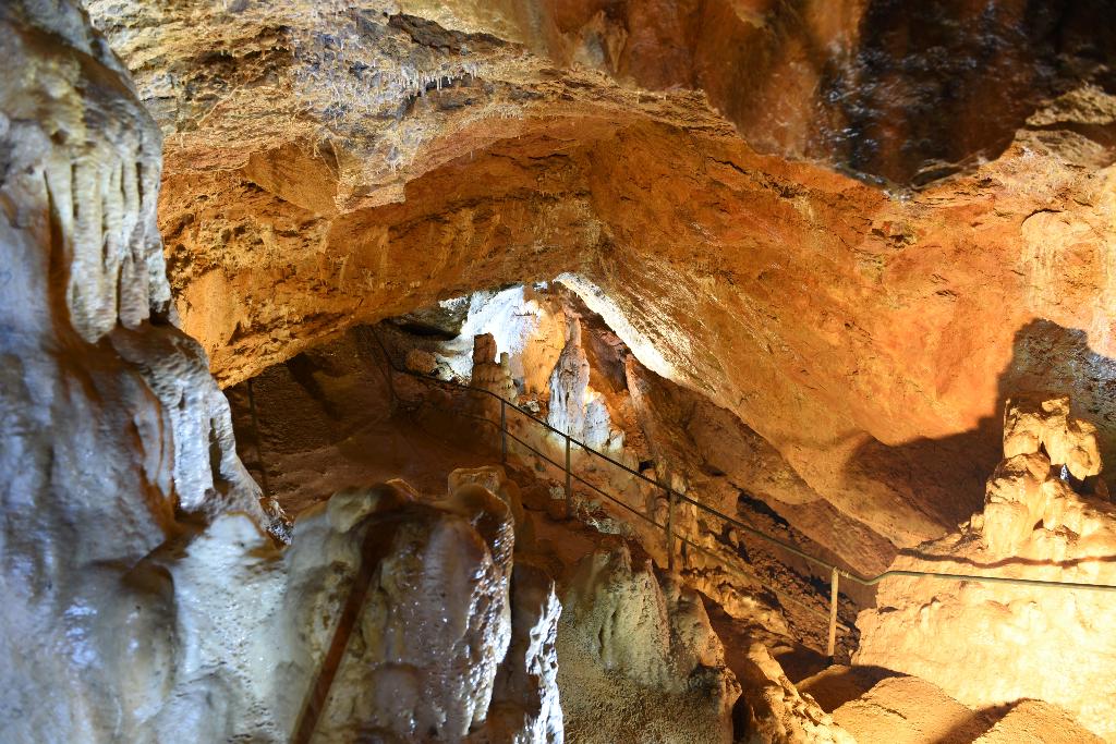 Grottes de Blanot