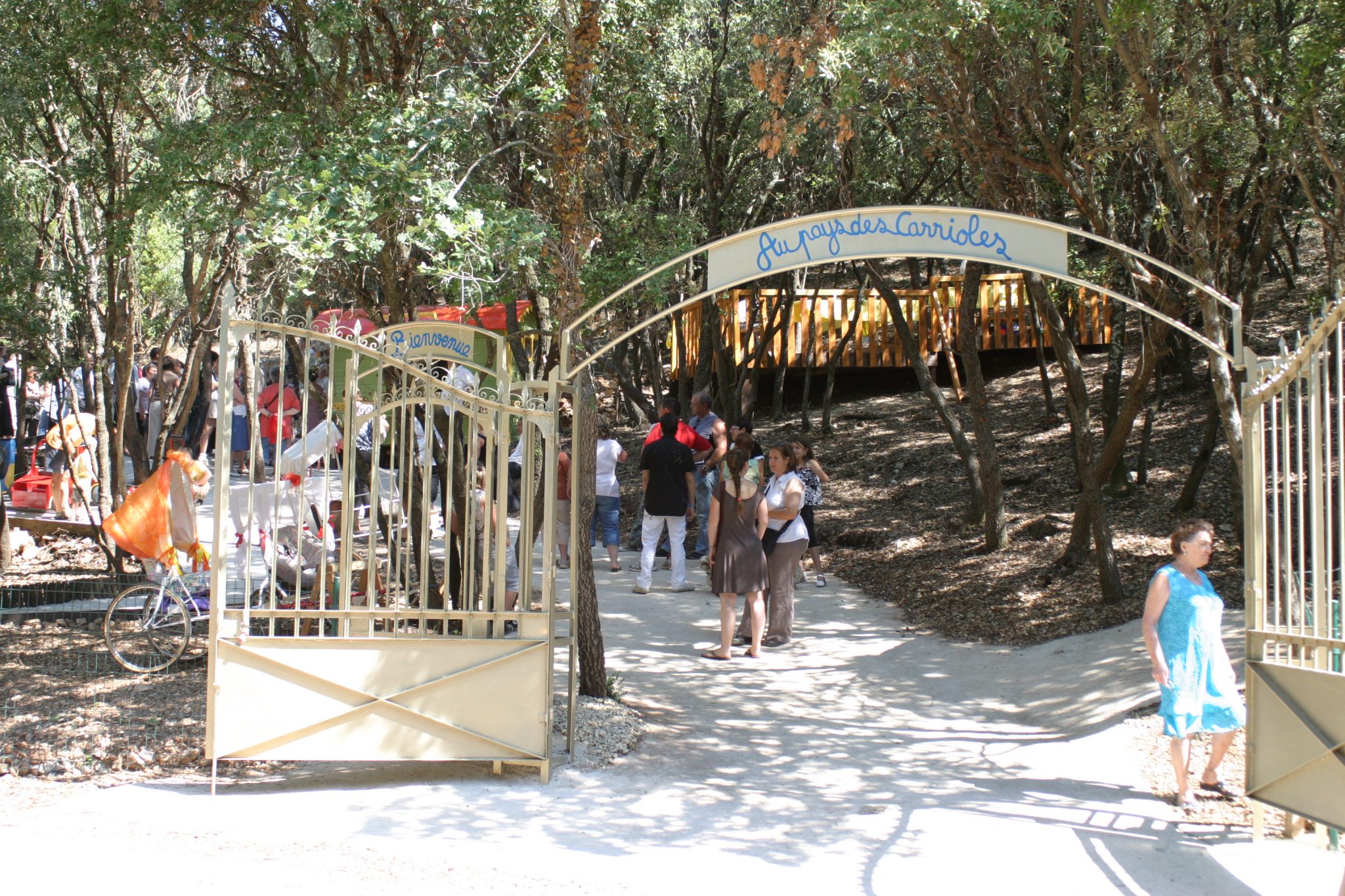 Au Pays des Carrioles