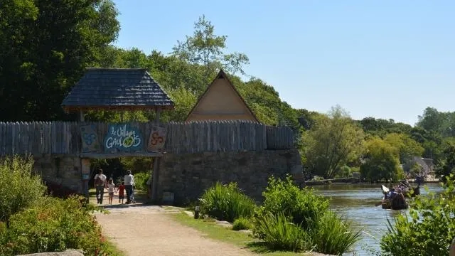 Le Village Gaulois Parc du Radôme