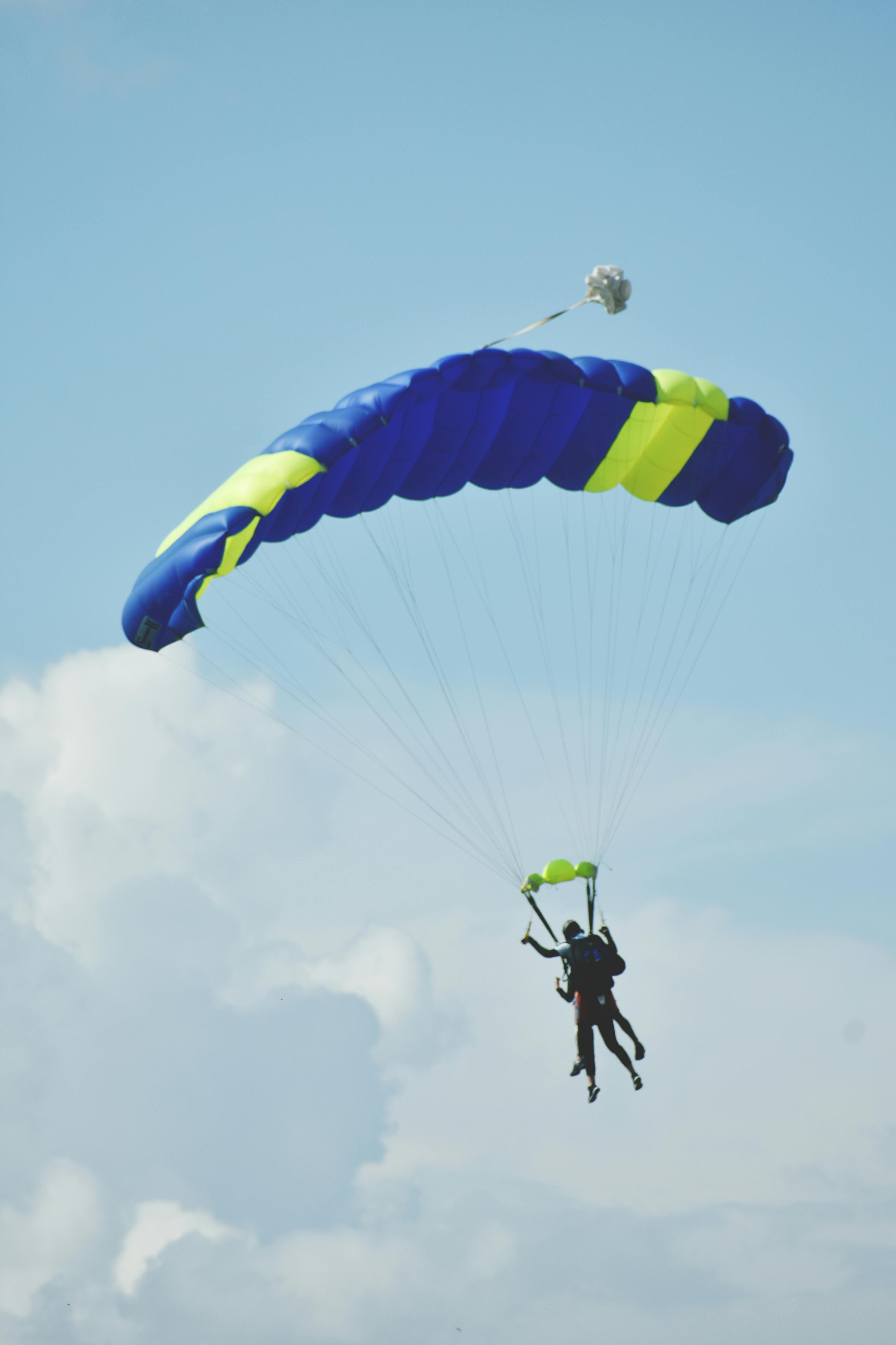 Les Choses de l'Air : Saut en parachute tandem