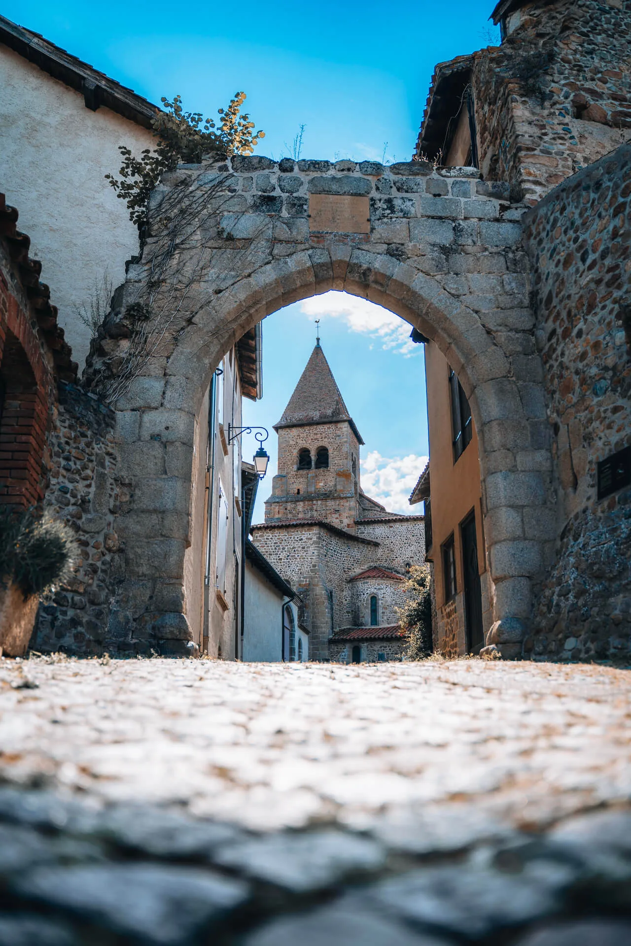 Prieuré de Pommiers-en-Forez