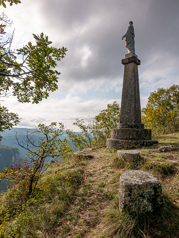 Vierge de Lacoux