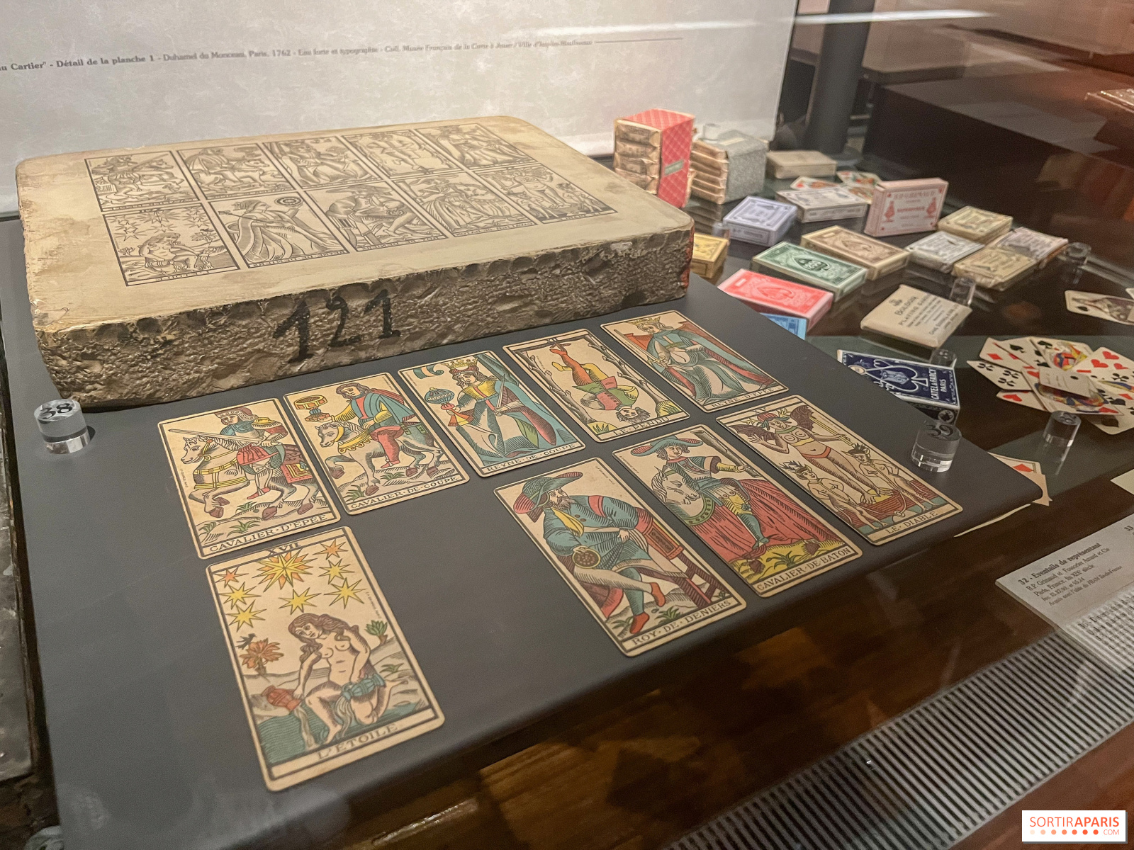 musée français de la carte à jouer et galerie d'histoire de la ville