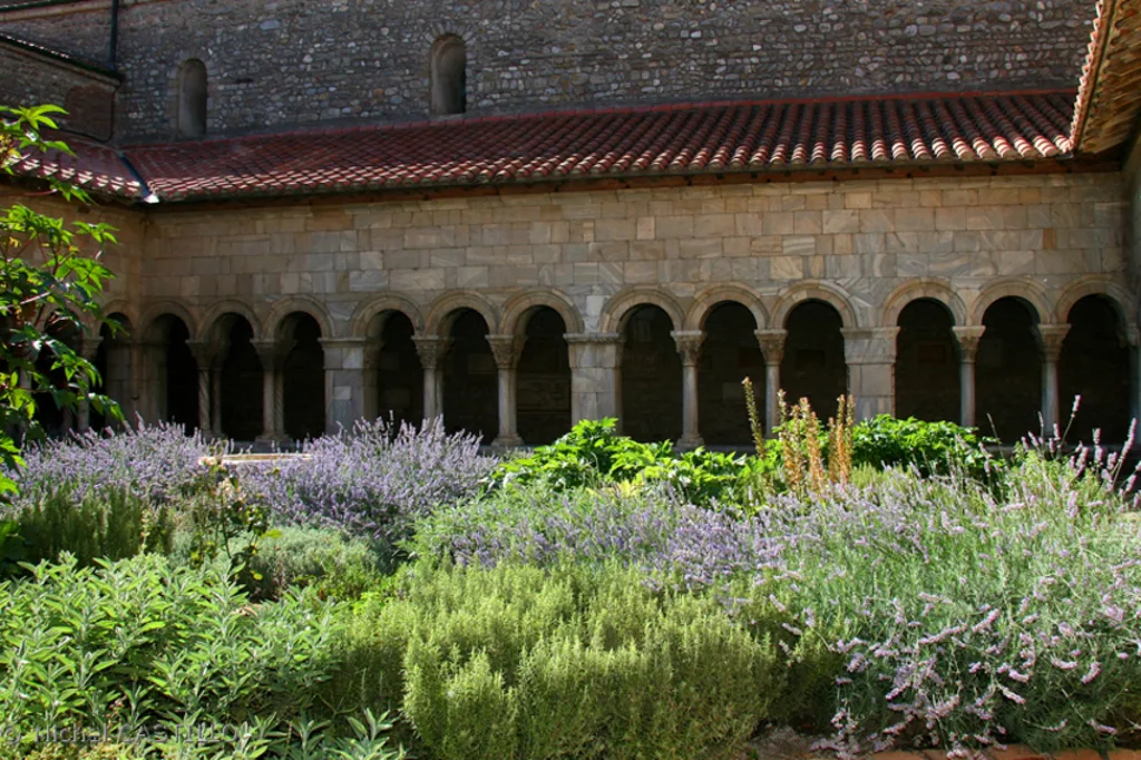 Cloître d'Elne