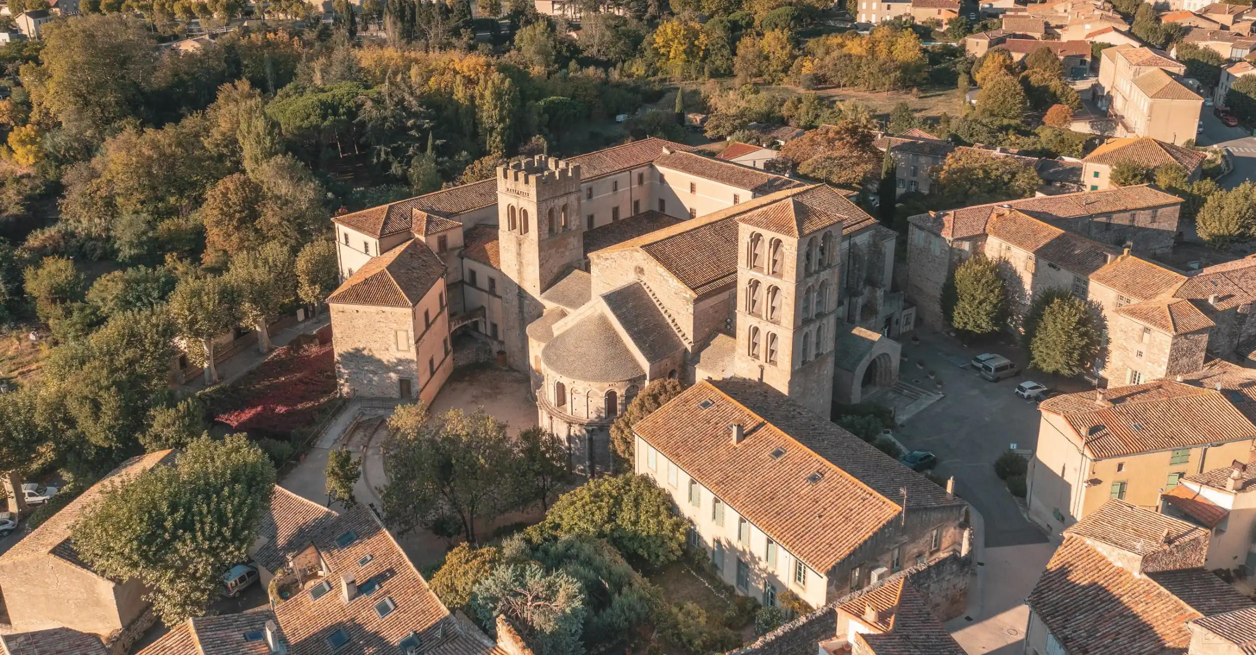 Abbaye de Caunes-Minervois