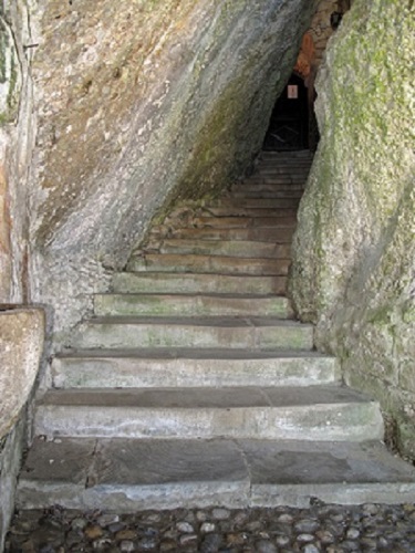 Église semi-rupestre Notre-Dame de Vals