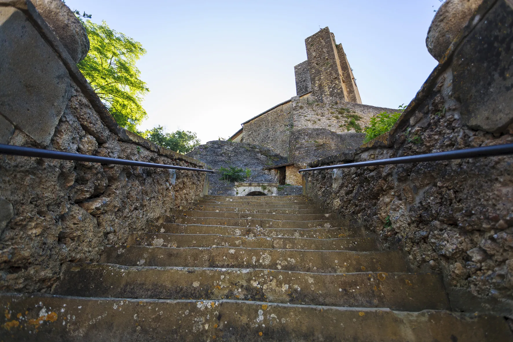 Église semi-rupestre Notre-Dame de Vals