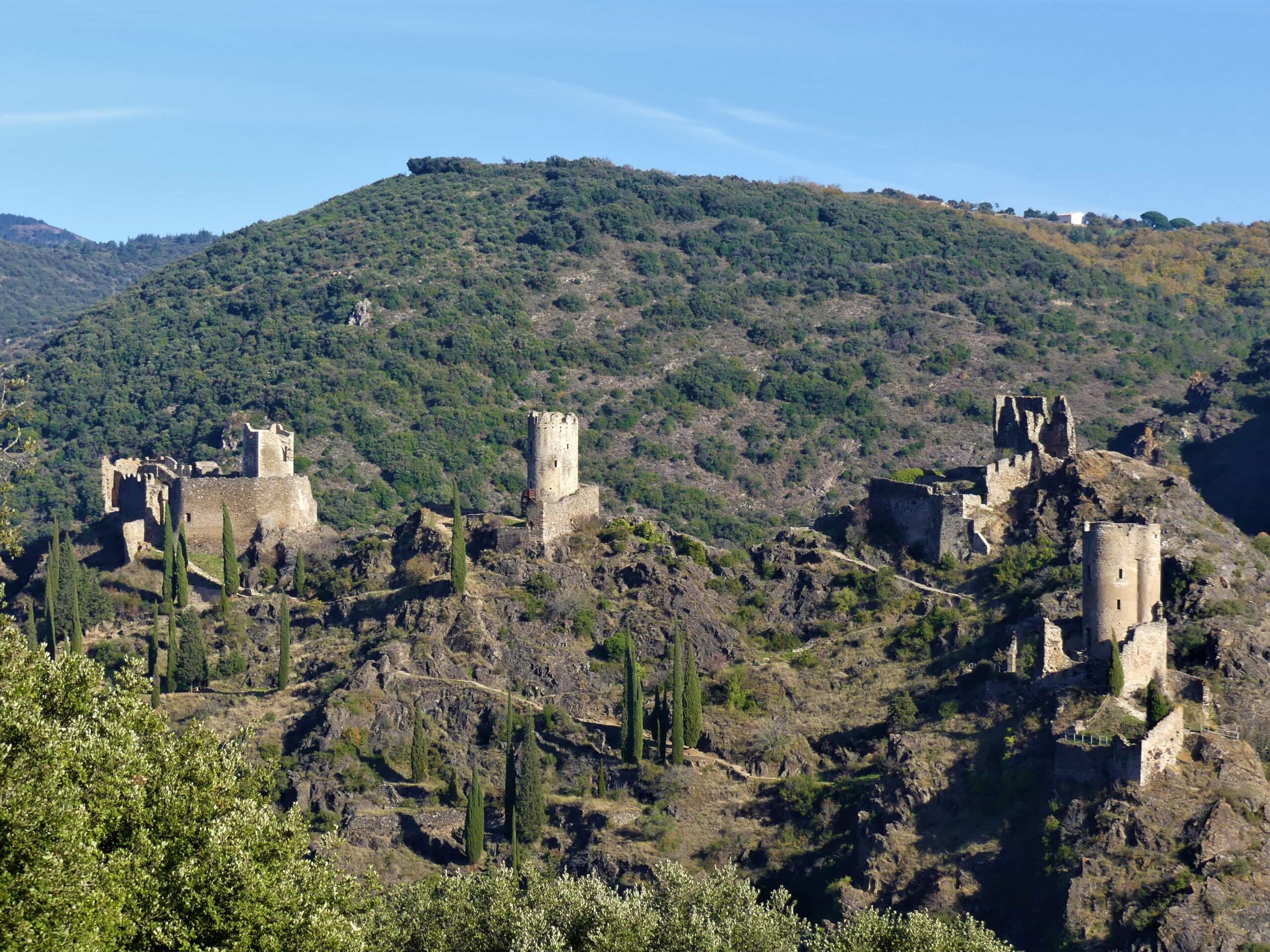 Les Quatre Châteaux de Lastours