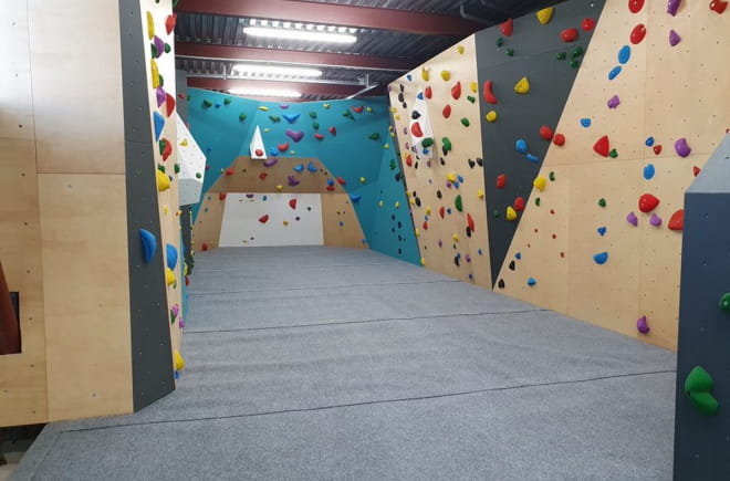 Eleven sport game