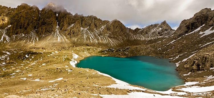 Le lac des 9 couleurs