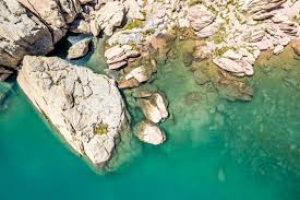 Le lac des 9 couleurs