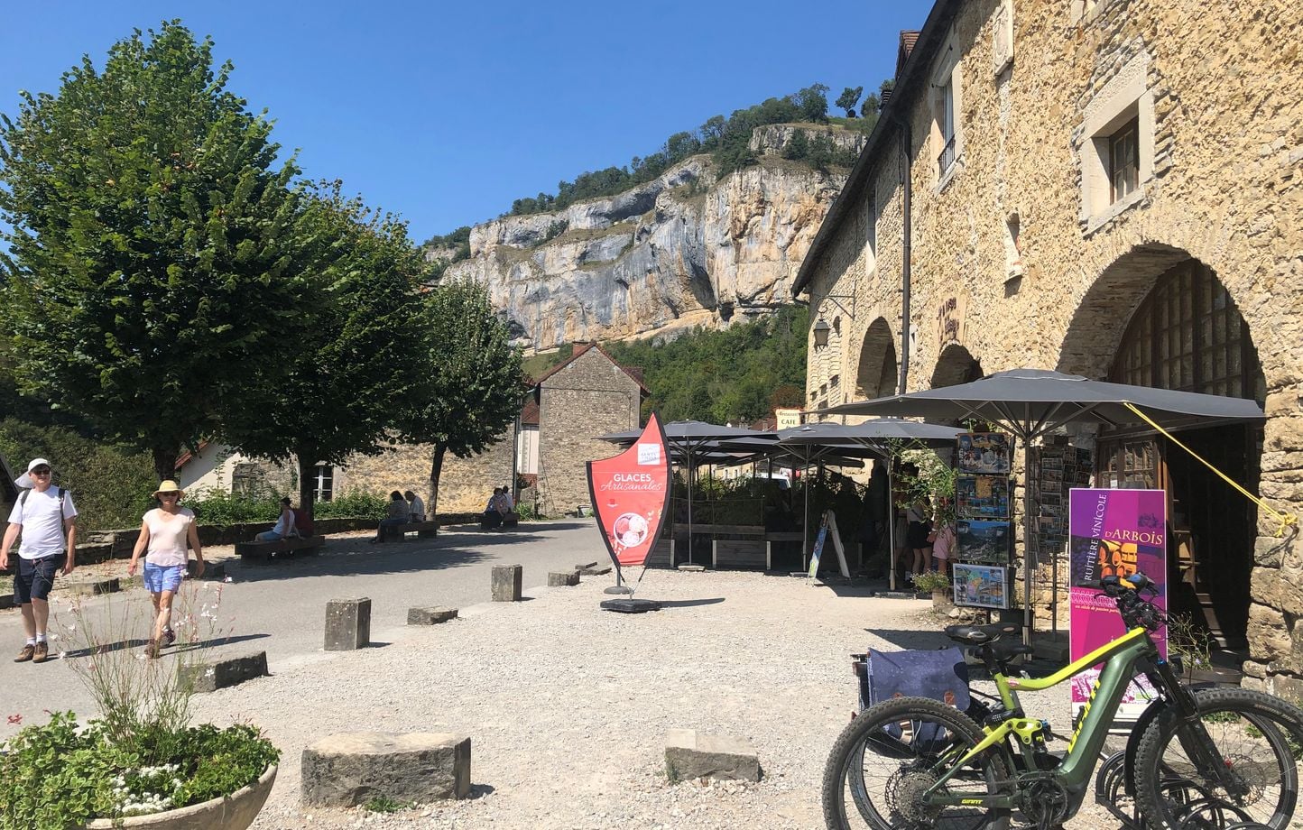 Baume-les-Messieurs - Les Plus beaux villages de France