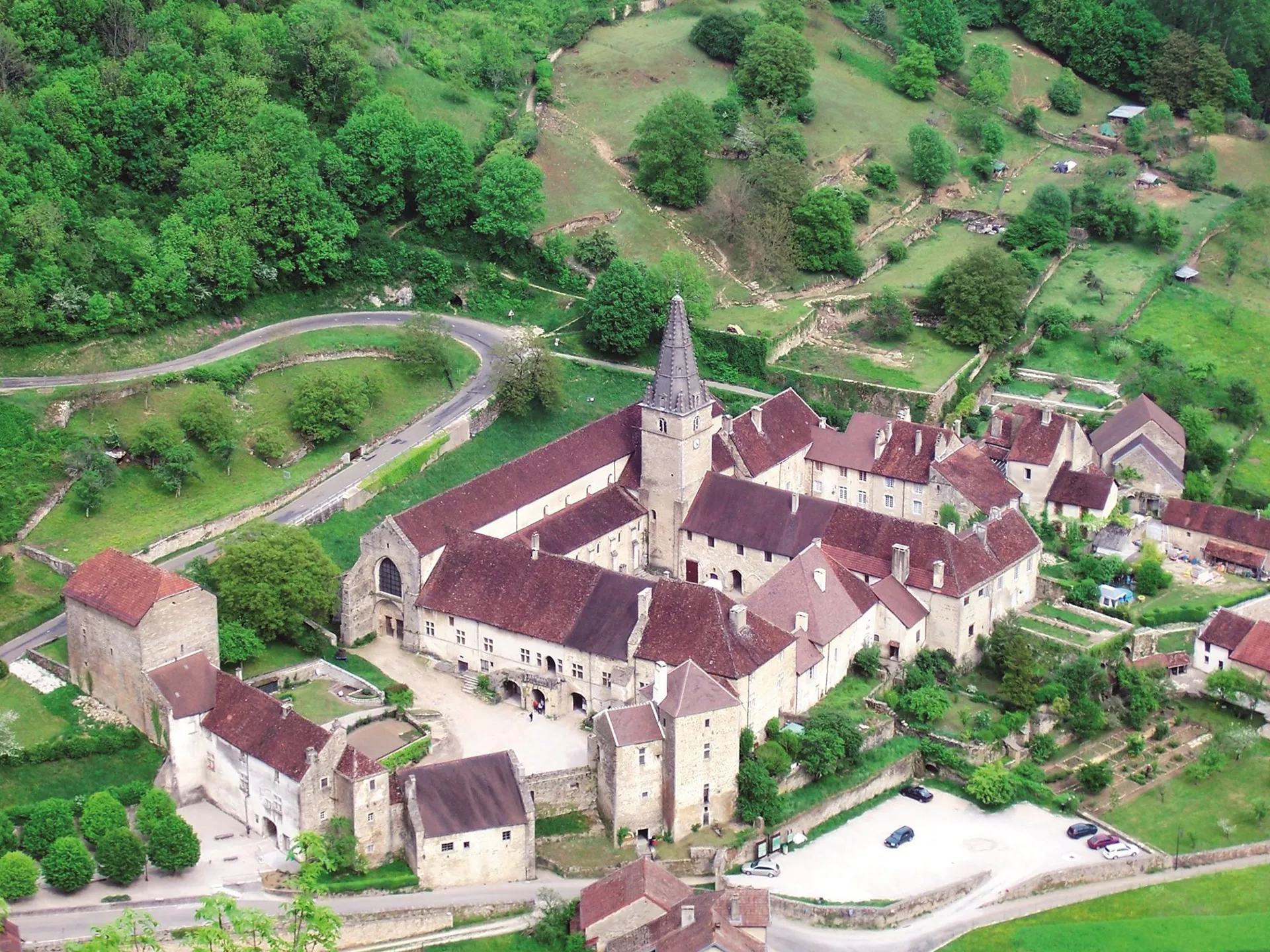 Baume-les-Messieurs - Les Plus beaux villages de France
