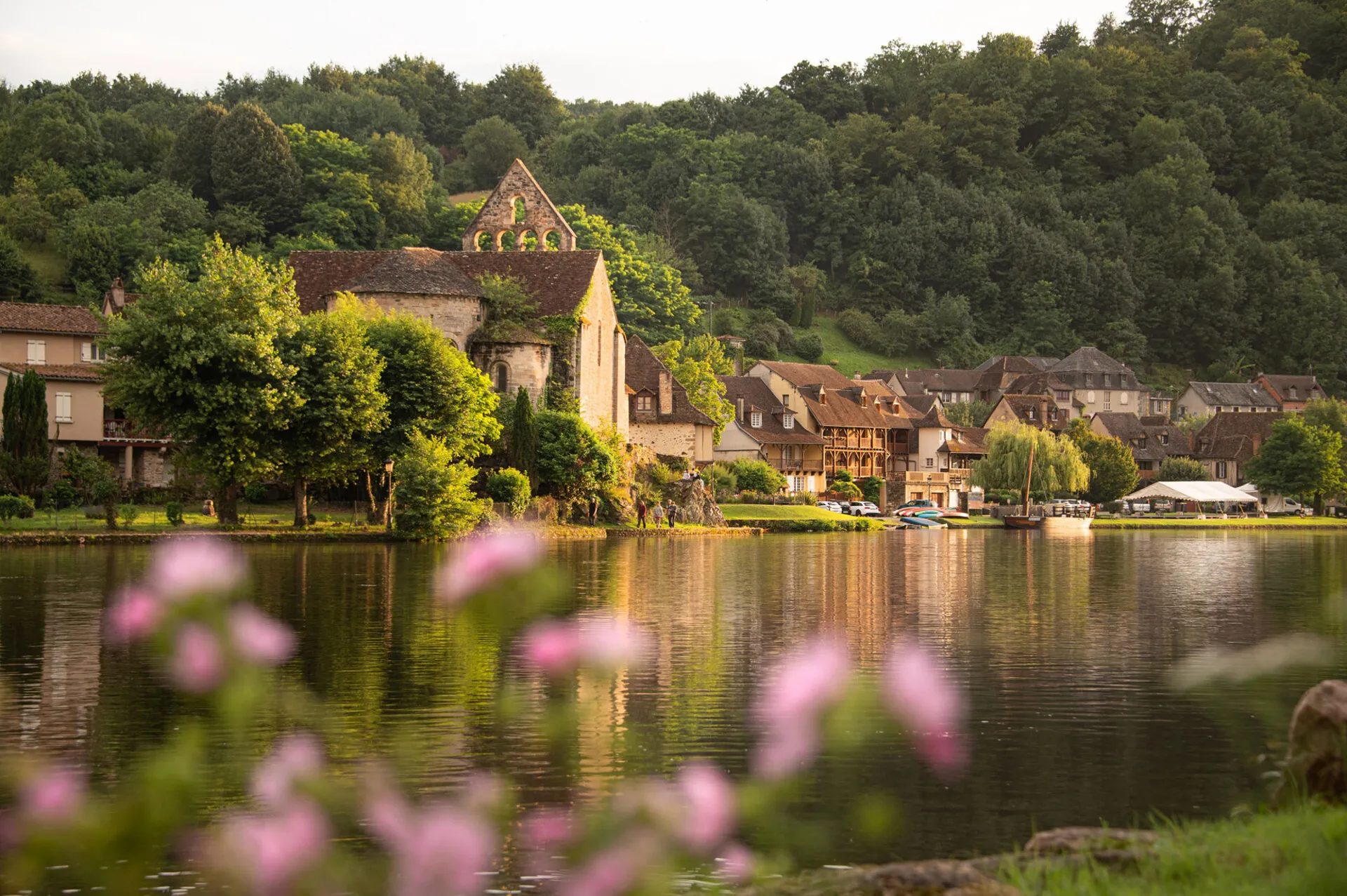 Beaulieu-sur-Dordogne - Les Plus beaux villages de France