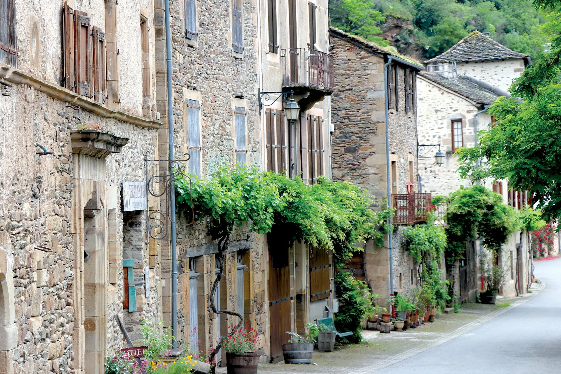 Brousse-le-Château - Les Plus beaux villages de France