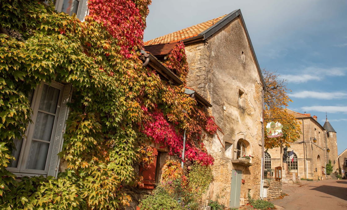 Châteauneuf - Les Plus beaux villages de France