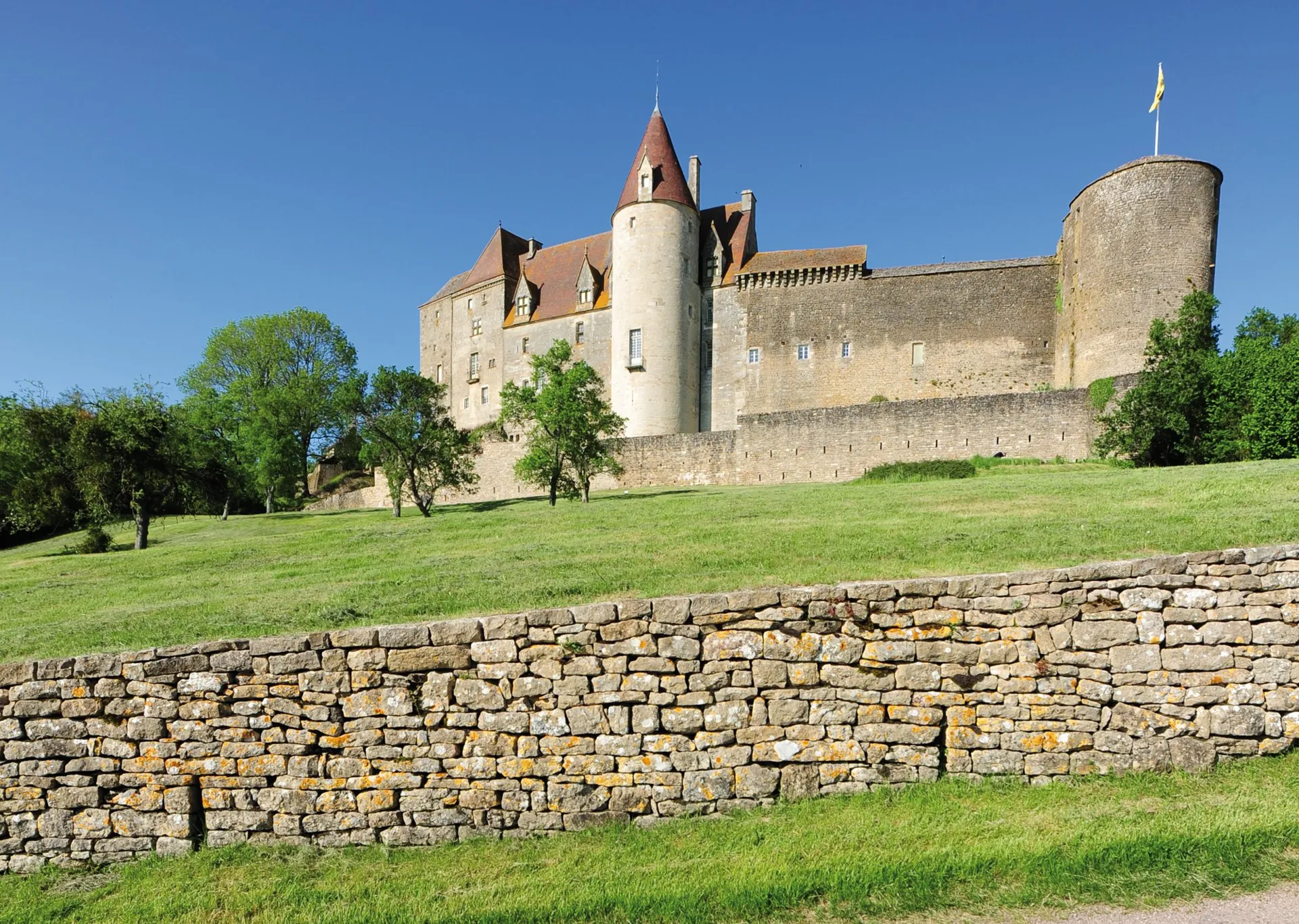 Châteauneuf - Les Plus beaux villages de France