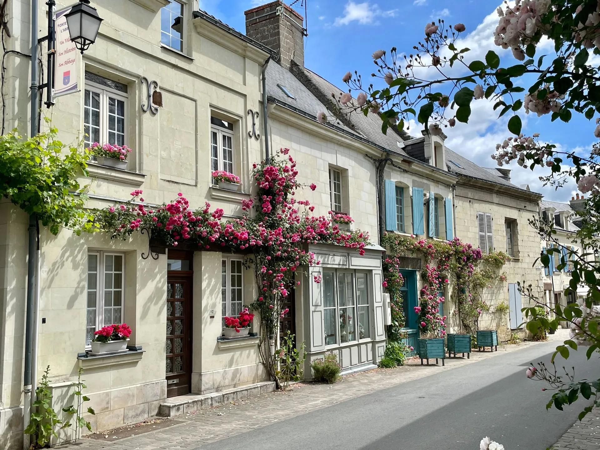Fontevraud-l'Abbaye - Les Plus beaux villages de France