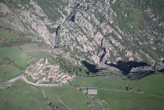 La Garde-Guérin - Les Plus beaux villages de France