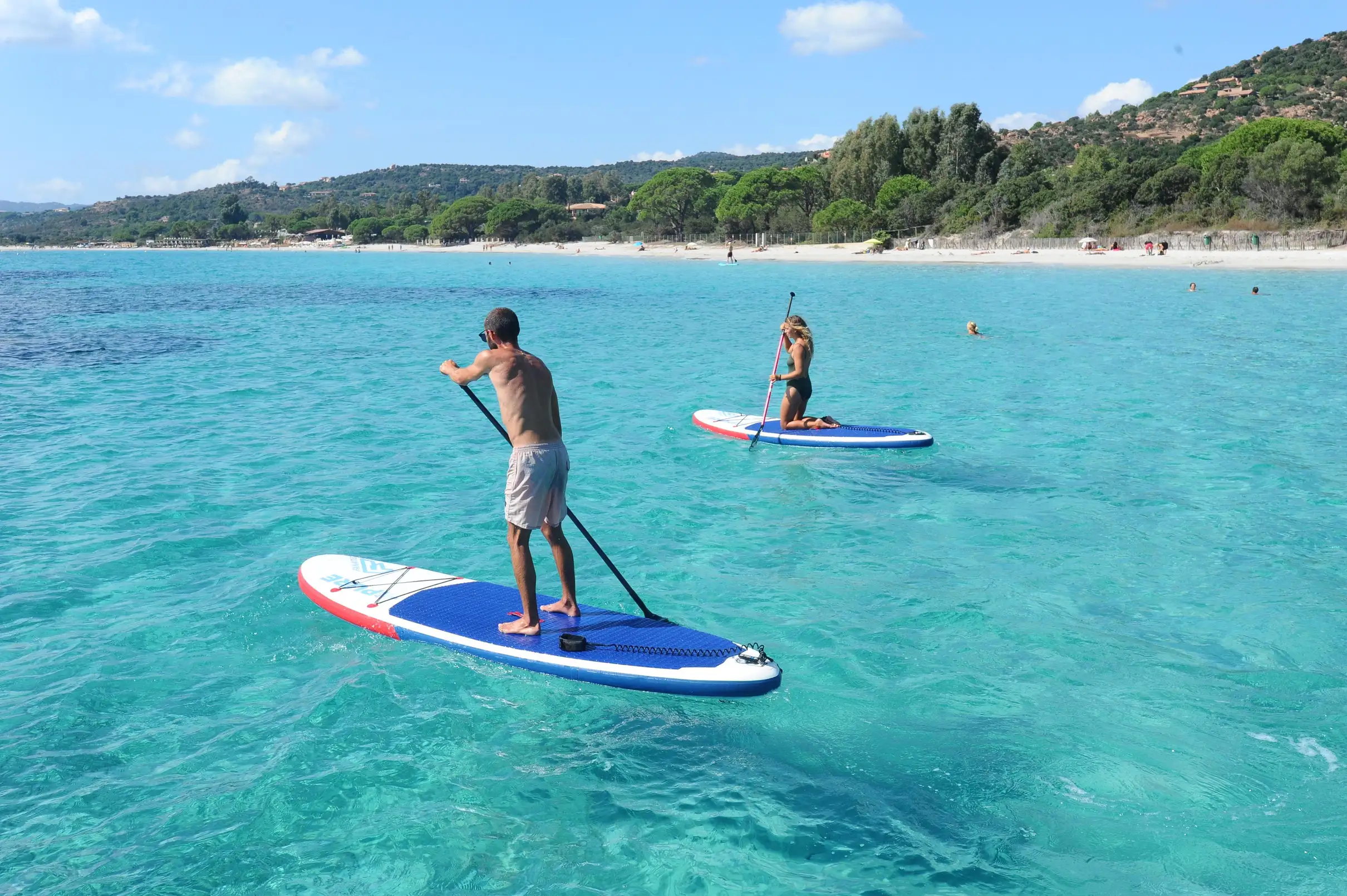 Bonifacio:Balade en catamaran à voile (2h) aux îles Lavezzi avec snorkeling