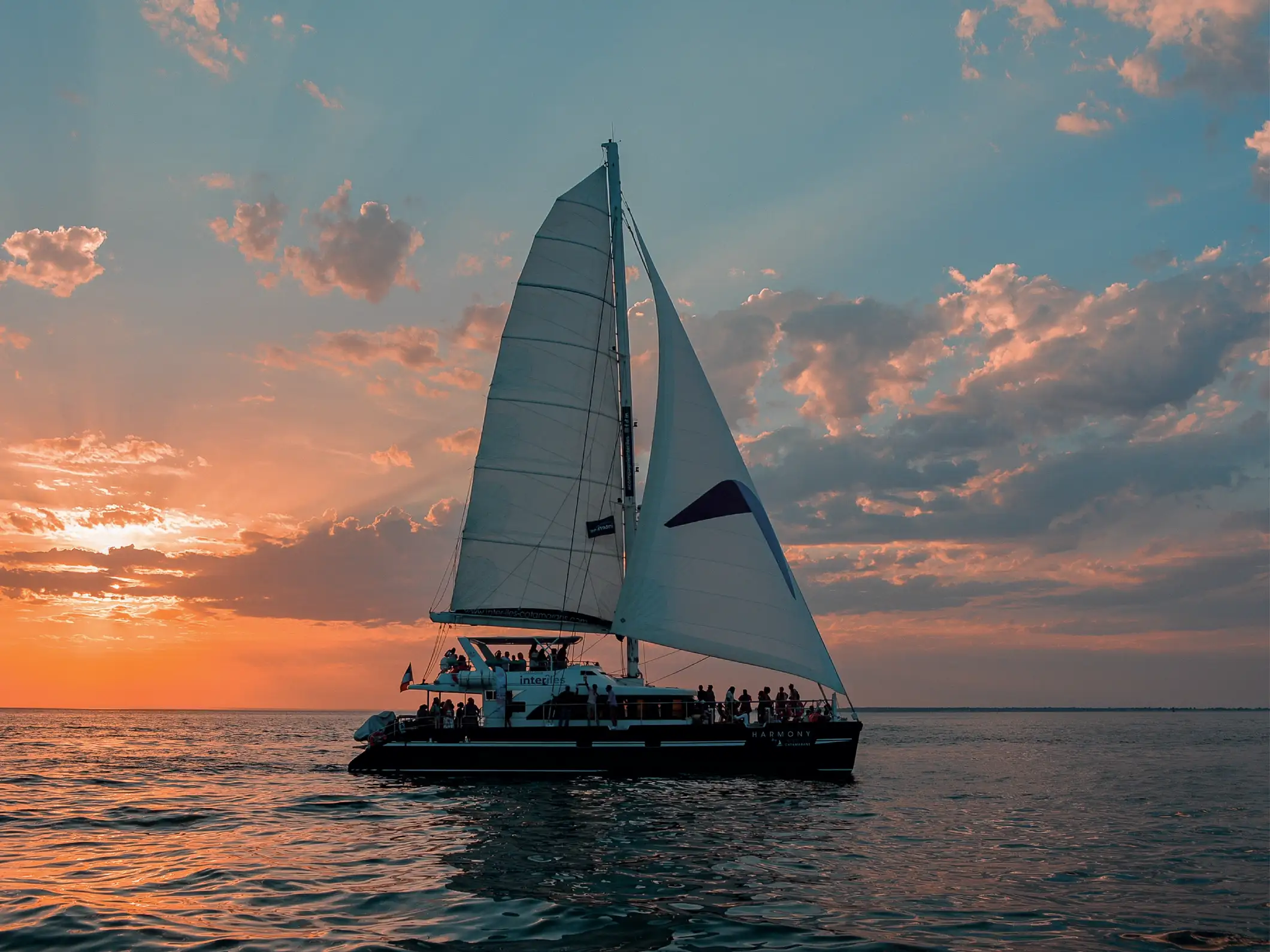 La Rochelle : Croisière en catamaran au coucher du soleil (2h00)