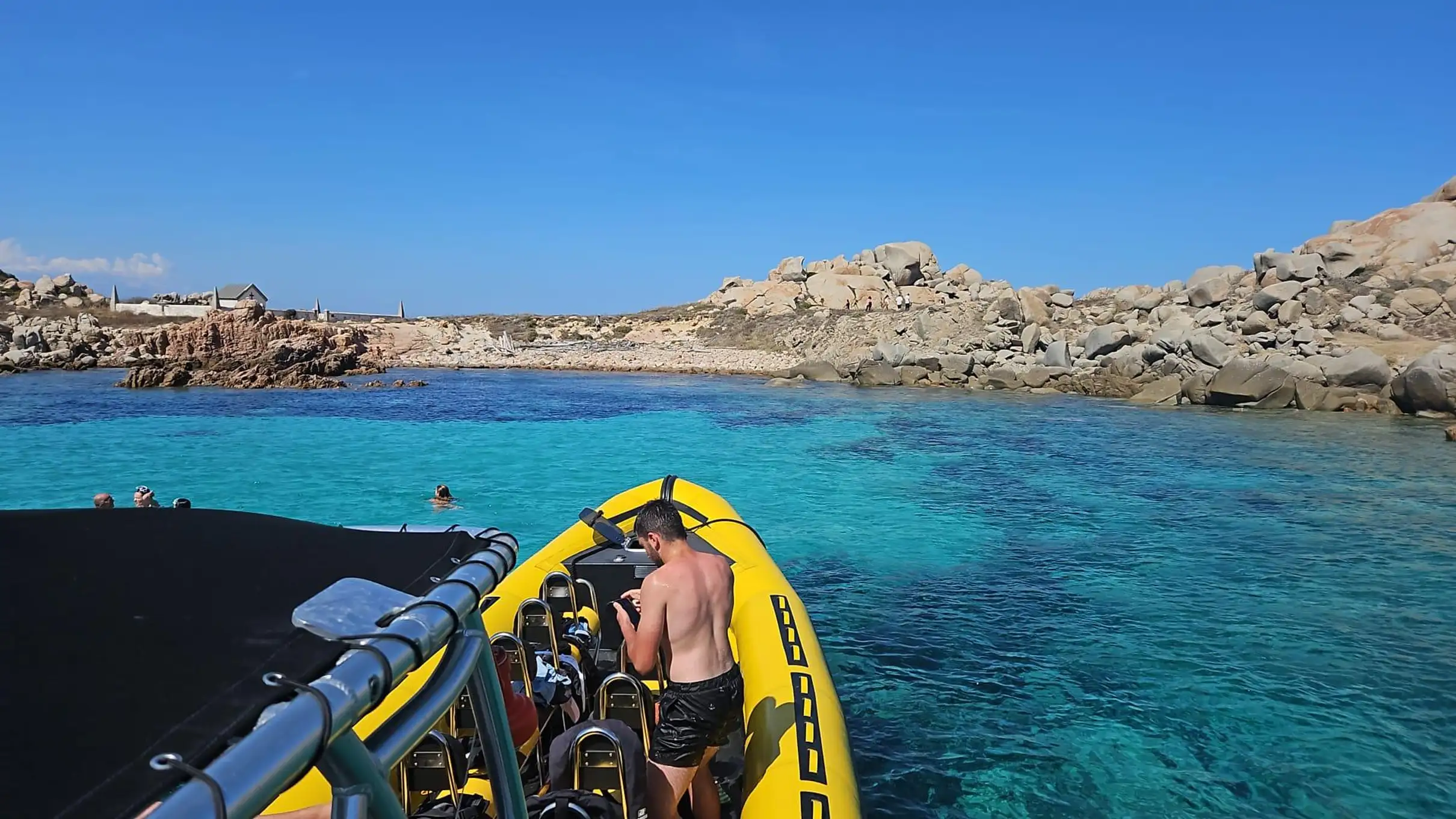 Bonifacio : visite guidée des îles Lavezzi et des grottes