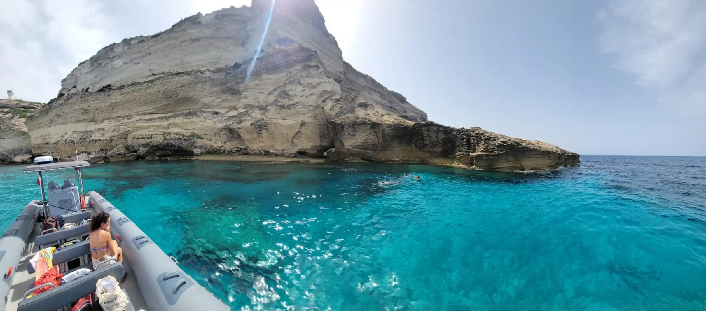 Bonifacio : visite guidée des îles Lavezzi et des grottes