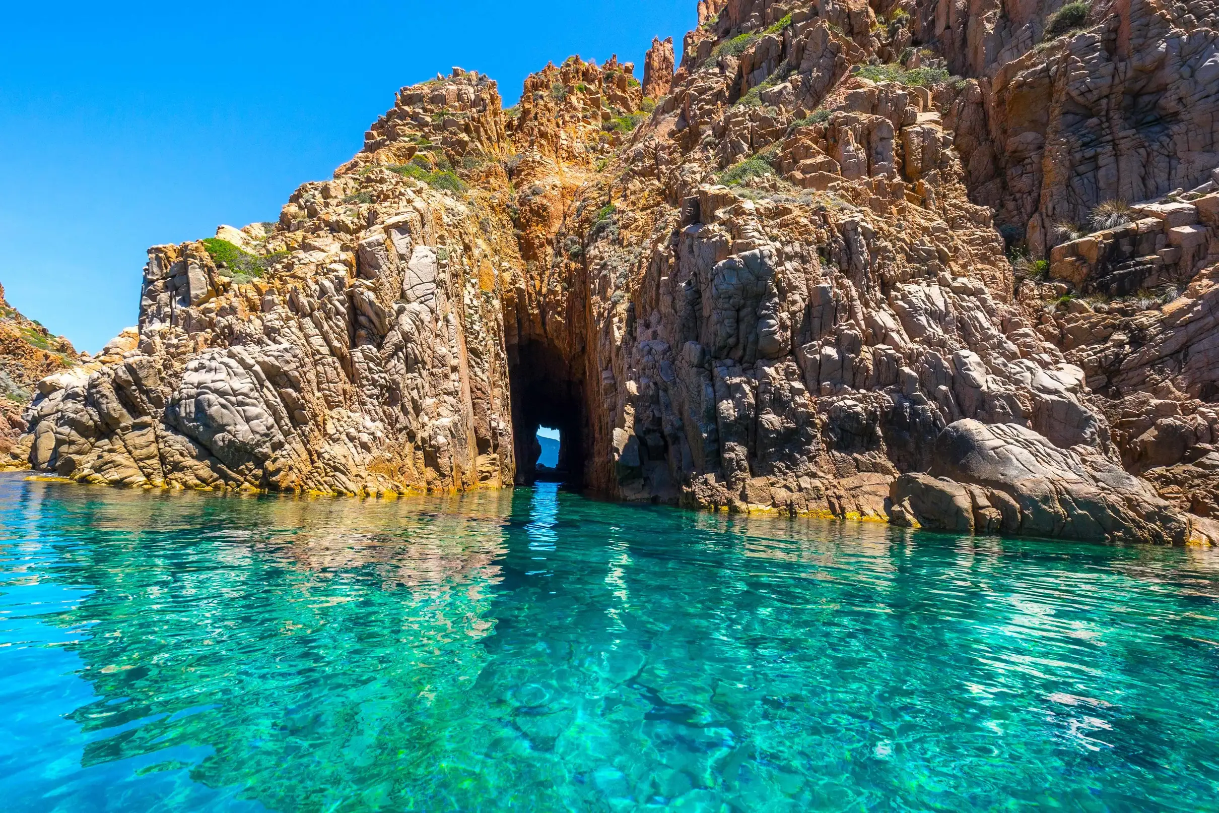 Depuis Porto : visite de Scandola et Girolata en bateau