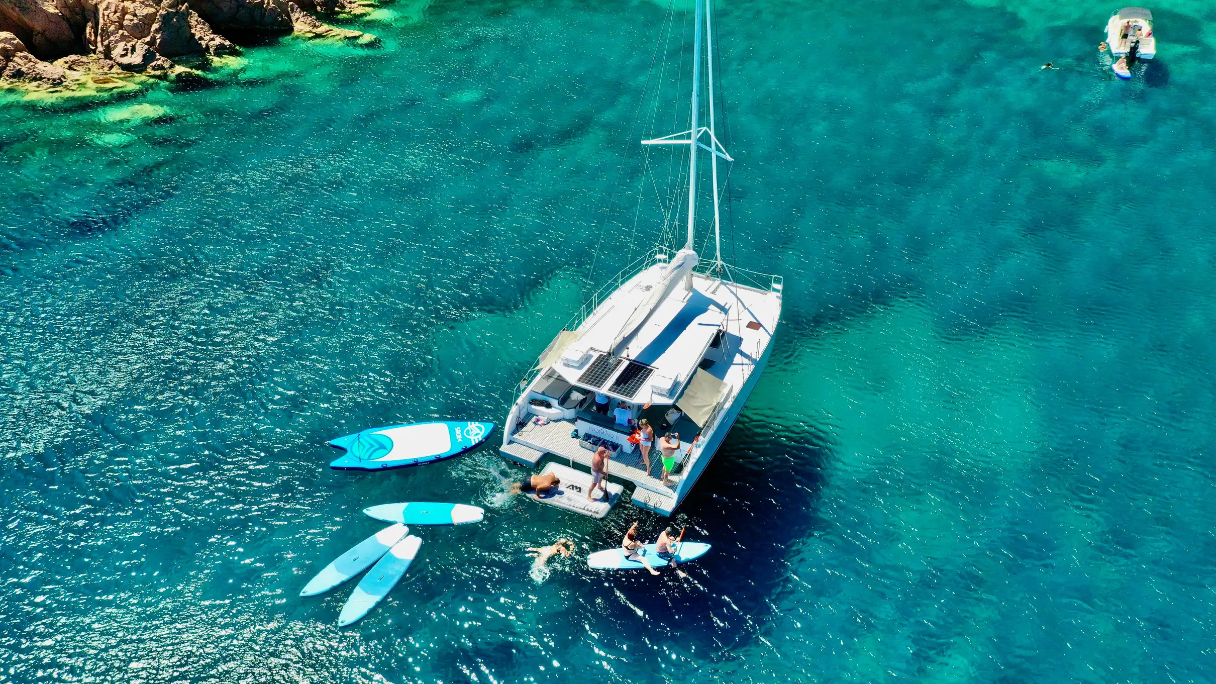 Marseille : Tour des Calanques en catamaran et Standup Paddle